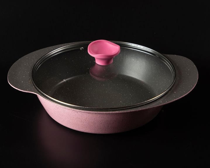 can ceramic pans endure heat